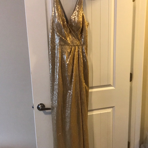 Dress - Picture 1 of 4